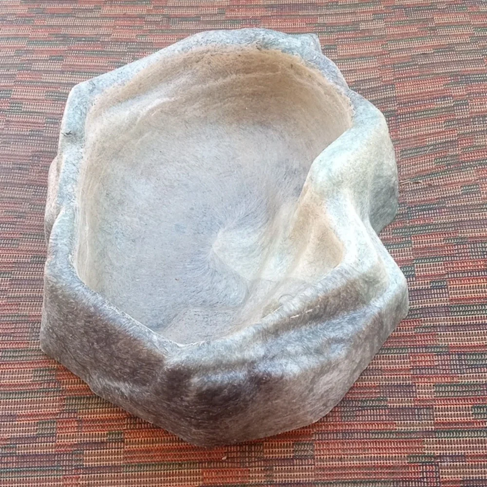 Zoo Med Repti Rock Reptile Water/Feed Dish. Large